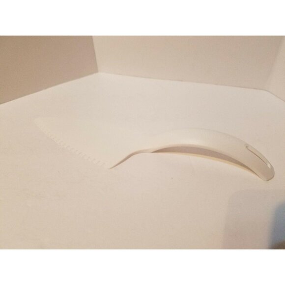 Tupperware Cut N Serve Pie Serrated Server 12" Vintage 5193A Nylon White - Picture 1 of 6